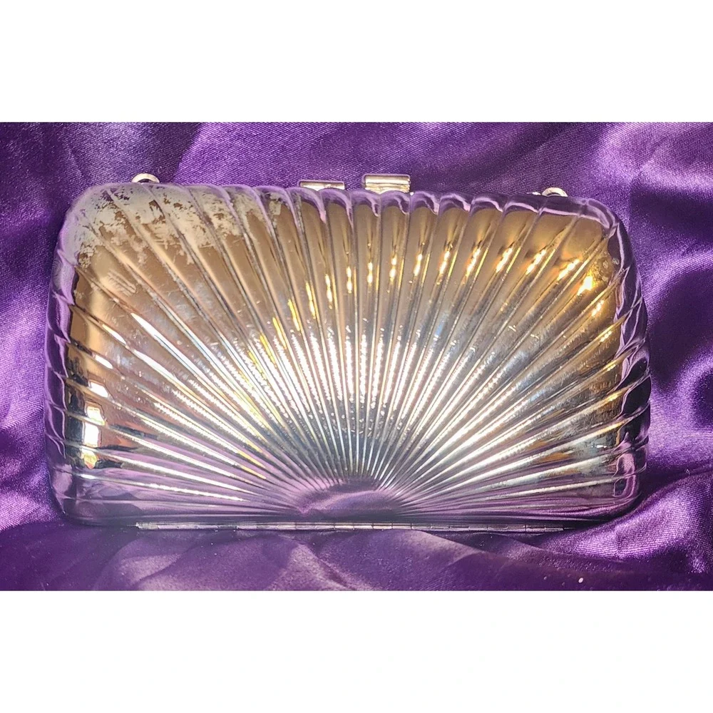 Vtg Walborg Silver Tone Hard Shell Ribbed Sunburst Clutch Evening Bag Chain READ